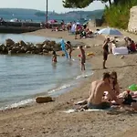 Jadro In Barbat Mit Grill Und Whirlpool By Interhome * Rab Town